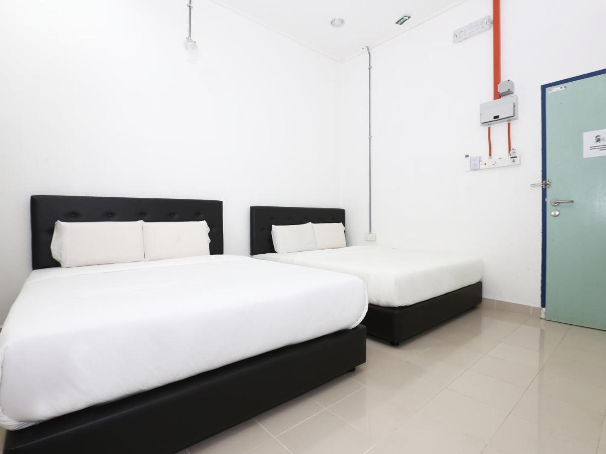 Spot On 89778 Aisy Hotel Tanah Merah  Exterior foto